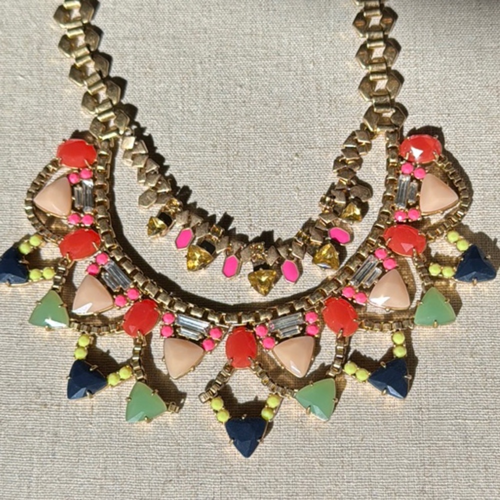 Stella & Dot Gold and Pink Bib Necklace with Scalloped Design